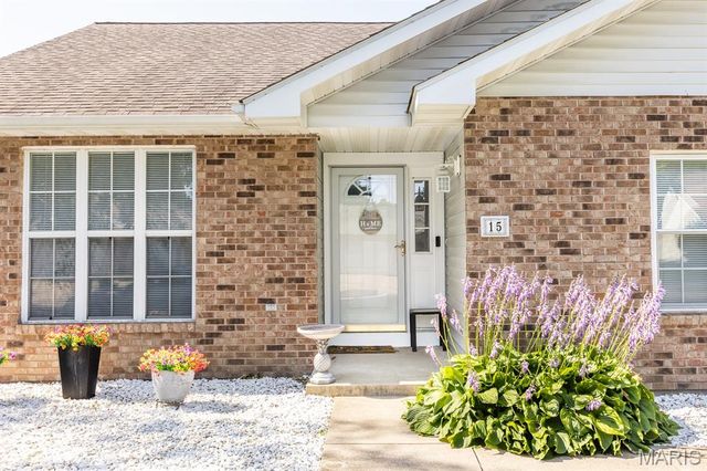 15 Michelle Drive, Mascoutah, IL 62258