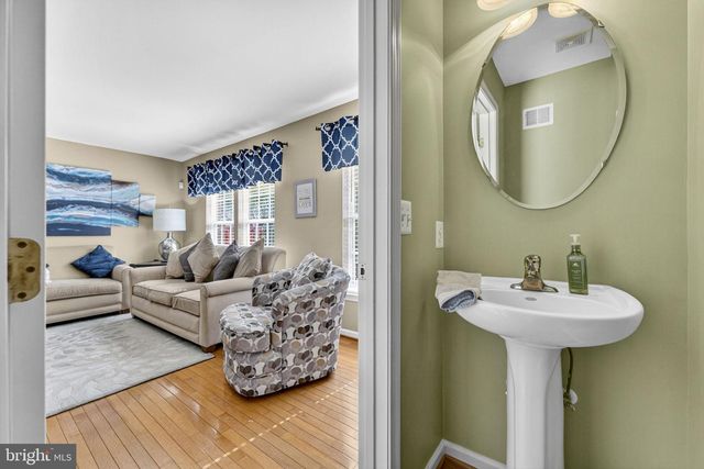 1327 MARE ST, Ranson, WV 25438
