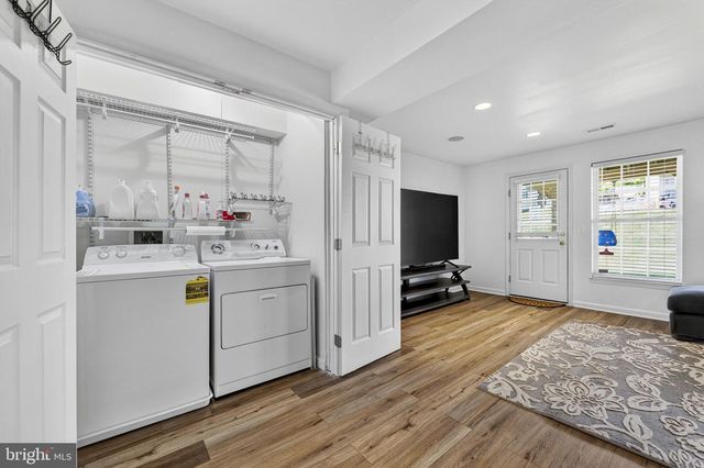1327 MARE ST, Ranson, WV 25438