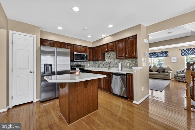 1327 MARE ST, Ranson, WV 25438