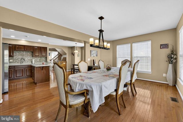 1327 MARE ST, Ranson, WV 25438