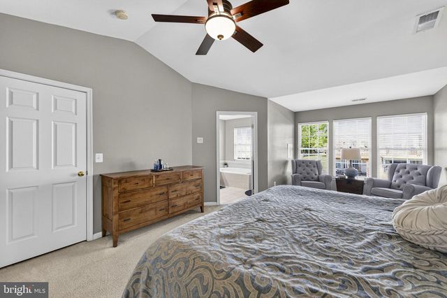 1327 MARE ST, Ranson, WV 25438