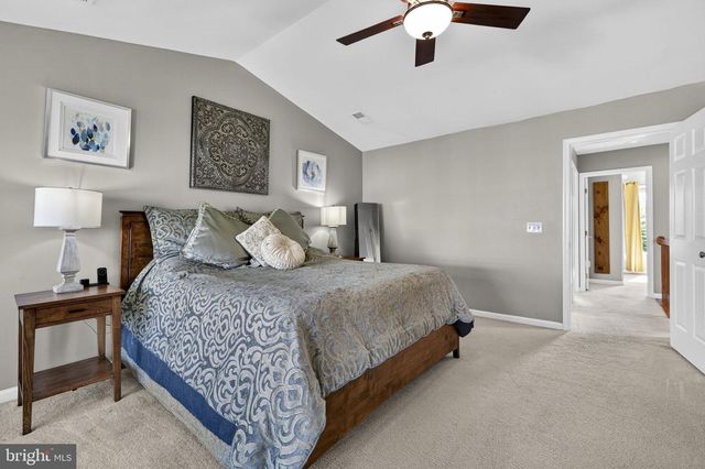 1327 MARE ST, Ranson, WV 25438