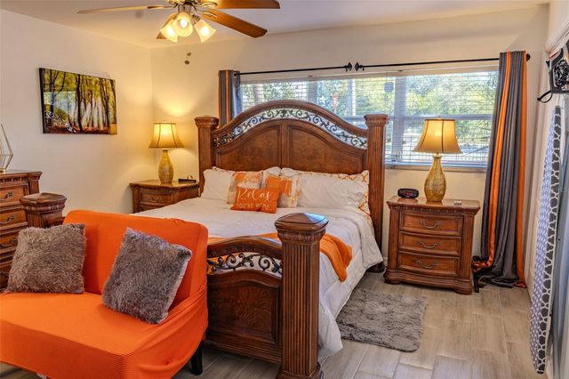 11608 N BOULEVARD, Tampa, FL 33612