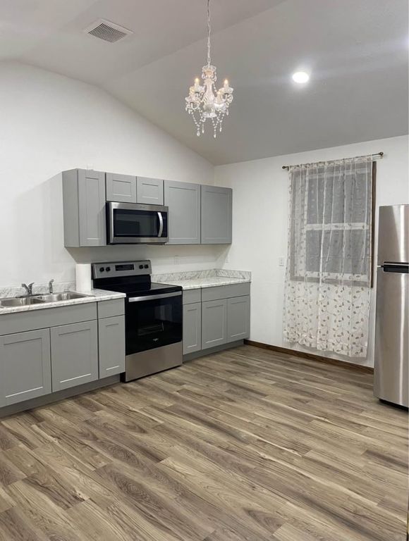 132 E Richland Avenue, Shelby, MT 59474 photo 3