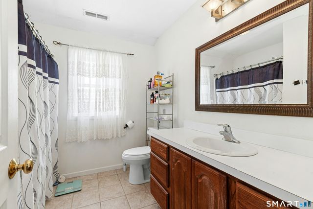 25 Tyler Hill Road, Naugatuck, CT 06770