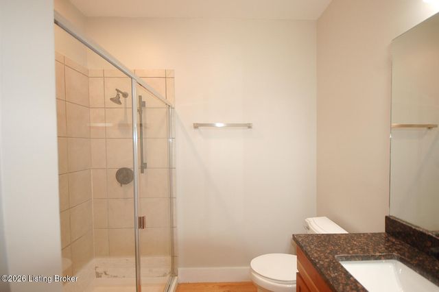 323 W Broadway 1004, Louisville, KY 40202