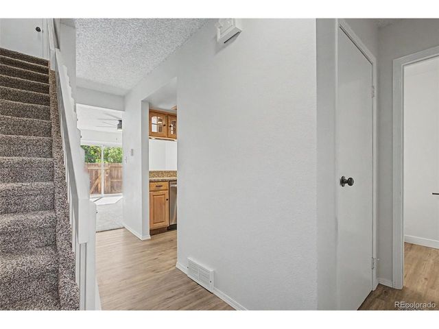 2455 Lexington Village Ln, Colorado Springs, CO 80916