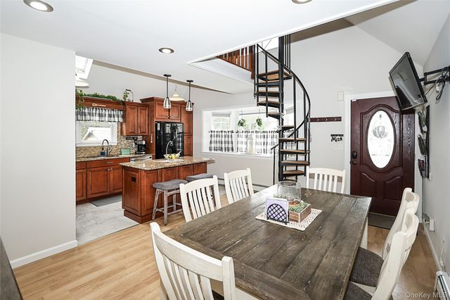 129 Norwalk Avenue A, Medford, NY 11763