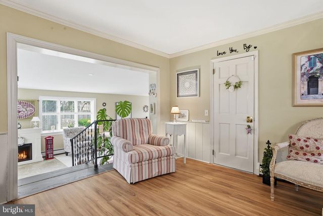 211 LONGVIEW AVE, Langhorne, PA 19047