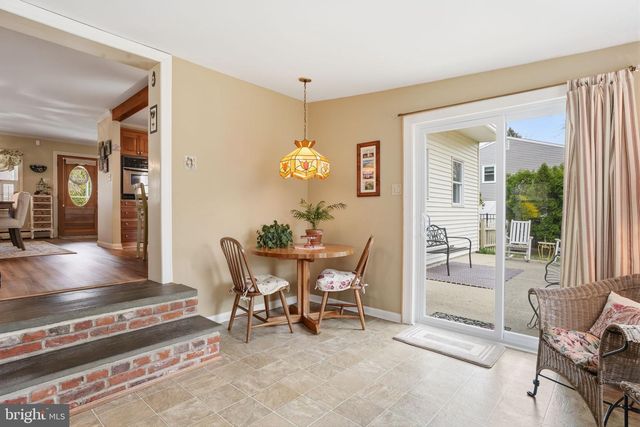 211 LONGVIEW AVE, Langhorne, PA 19047