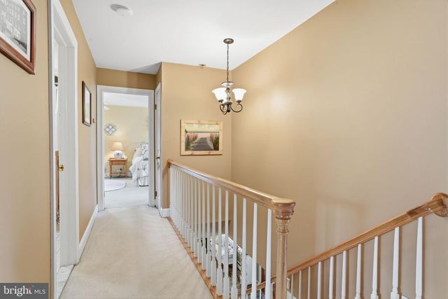 211 LONGVIEW AVE, Langhorne, PA 19047