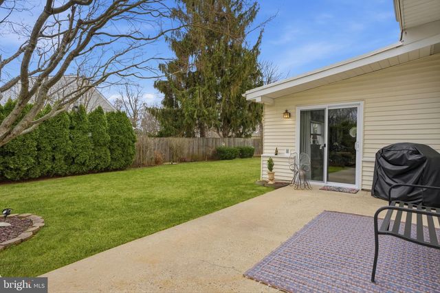 211 LONGVIEW AVE, Langhorne, PA 19047