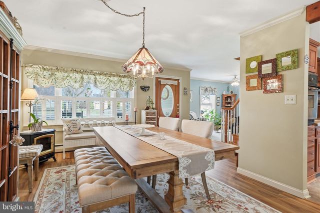 211 LONGVIEW AVE, Langhorne, PA 19047