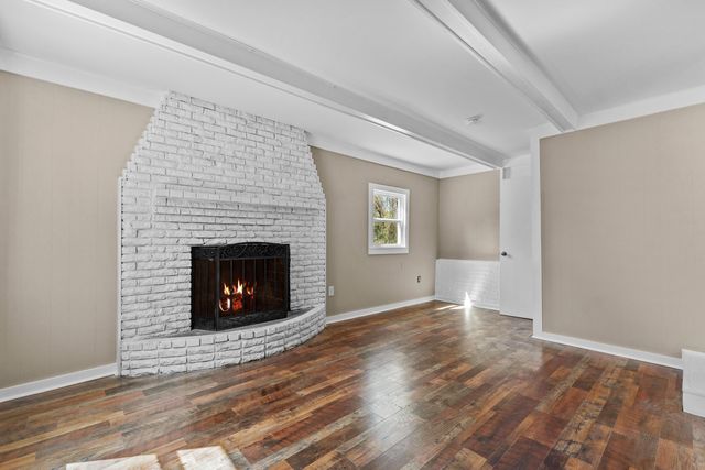 1715 Brooklane Dr., Hattiesburg, MS 39401