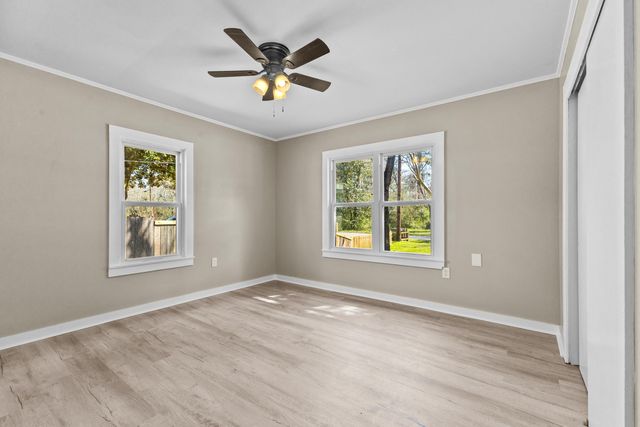 1715 Brooklane Dr., Hattiesburg, MS 39401