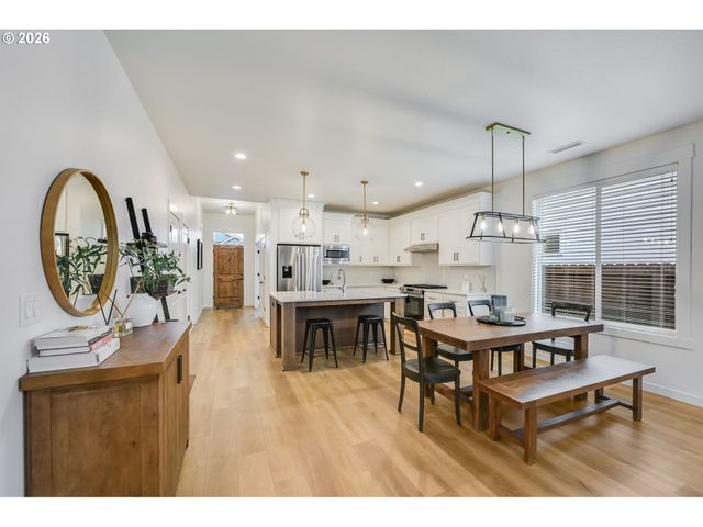 723 Se 36TH St, Battle Ground, WA 98604