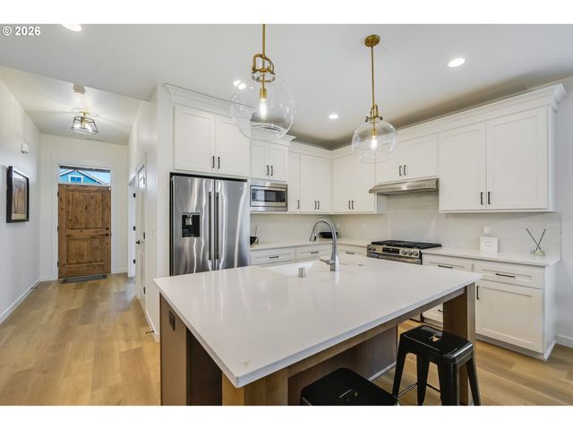 723 Se 36TH St, Battle Ground, WA 98604