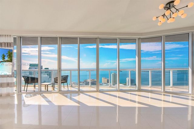 465 Brickell Ave 4301, Miami, FL 33131