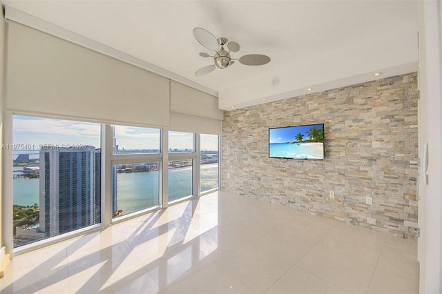 465 Brickell Ave 4301, Miami, FL 33131