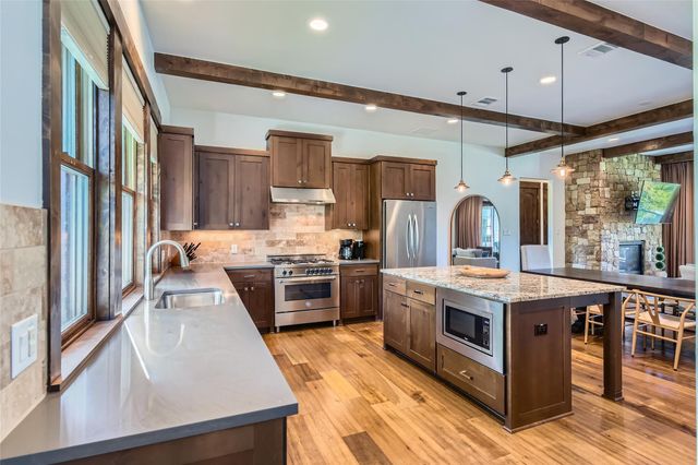 2217 Seabiscuit CV 103, Spicewood, TX 78669