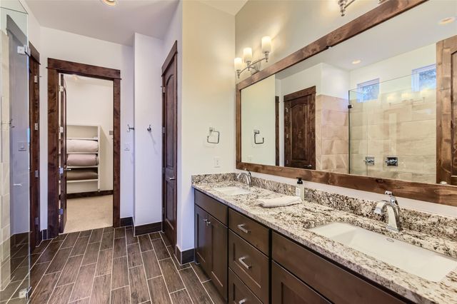 2217 Seabiscuit CV 103, Spicewood, TX 78669