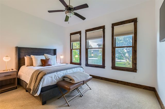 2217 Seabiscuit CV 103, Spicewood, TX 78669