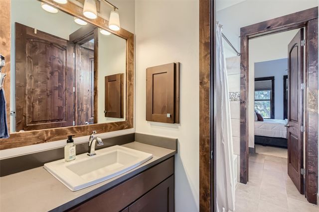 2217 Seabiscuit CV 103, Spicewood, TX 78669