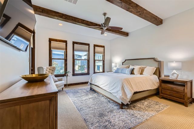 2217 Seabiscuit CV 103, Spicewood, TX 78669