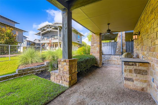 2217 Seabiscuit CV 103, Spicewood, TX 78669
