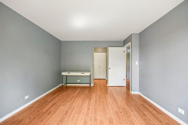 176 E Springbrook Drive 3A, Bloomingdale, IL 60108