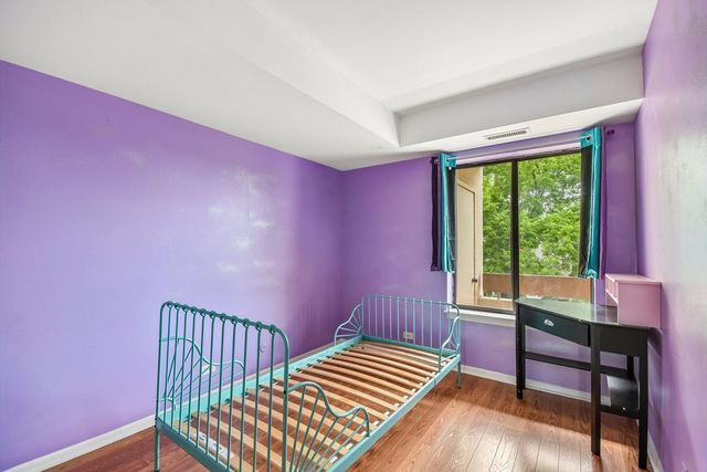 176 E Springbrook Drive 3A, Bloomingdale, IL 60108