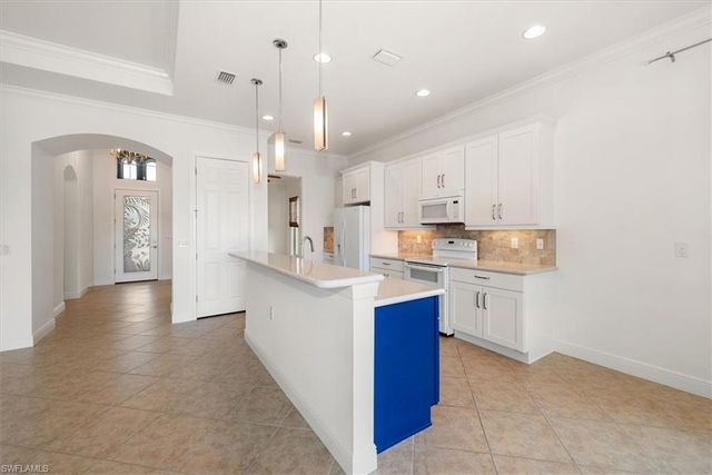 11511 Giulia DR, Fort Myers, FL 33913