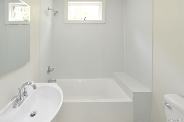 7 Pioneer Avenue, Suffern, NY 10901