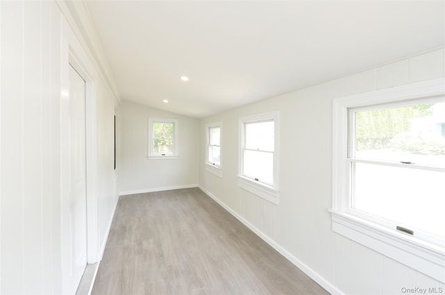7 Pioneer Avenue, Suffern, NY 10901