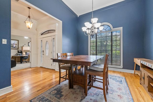 108 Bouriese Circle, Maumelle, AR 72113