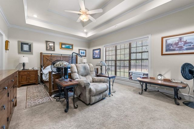 108 Bouriese Circle, Maumelle, AR 72113