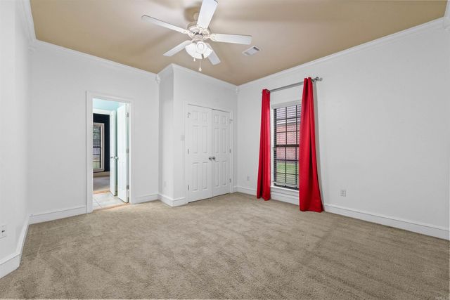 108 Bouriese Circle, Maumelle, AR 72113