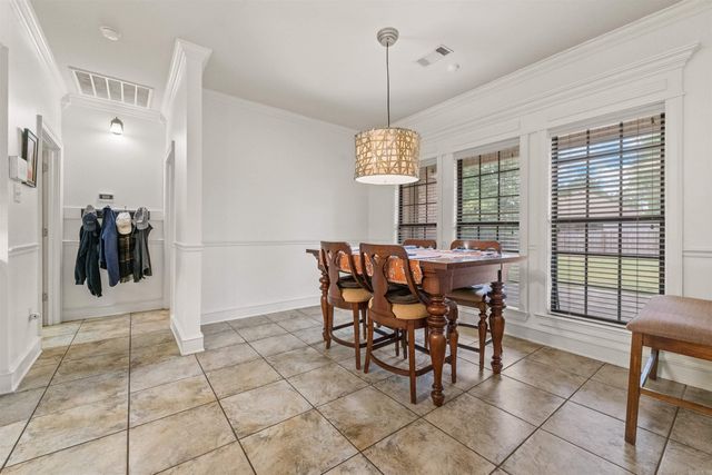 108 Bouriese Circle, Maumelle, AR 72113