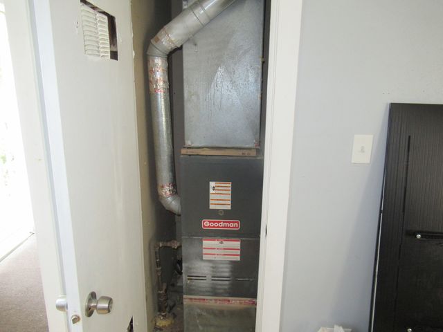 7533 S Dorchester Avenue, Chicago, IL 60619