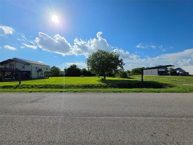 LOTS 31-32 BLK 90 16th Street, San Leon, TX 77539