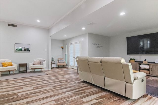 2620 Carmel Drive, Carrollton, TX 75006