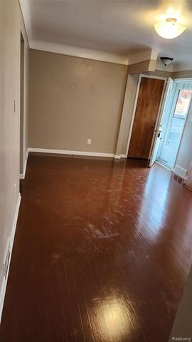 25739 Marilyn Avenue, Warren, MI 48089