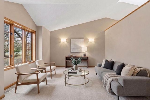 1110 Partridge Lane N, Hudson, WI 54016