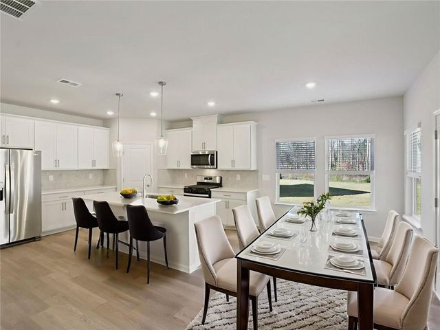 1293 Whitman Circle, Monroe, GA 30656