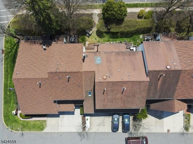 3 Amy Ct, Lebanon Boro, NJ 08833