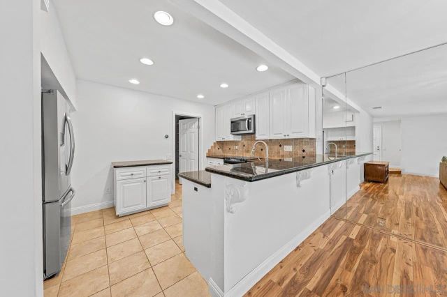 6016 Gaines Street, San Diego, CA 92110