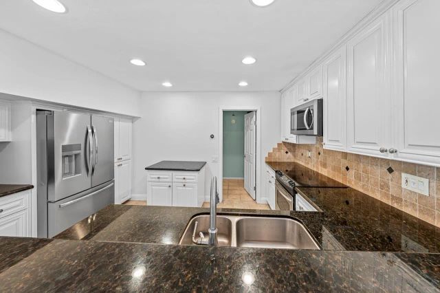 6016 Gaines Street, San Diego, CA 92110