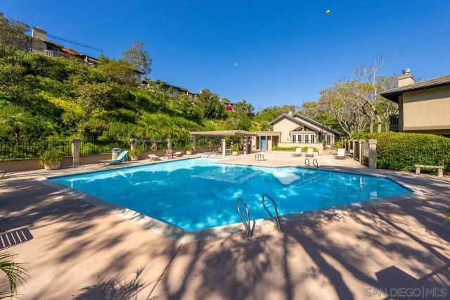 6016 Gaines Street, San Diego, CA 92110