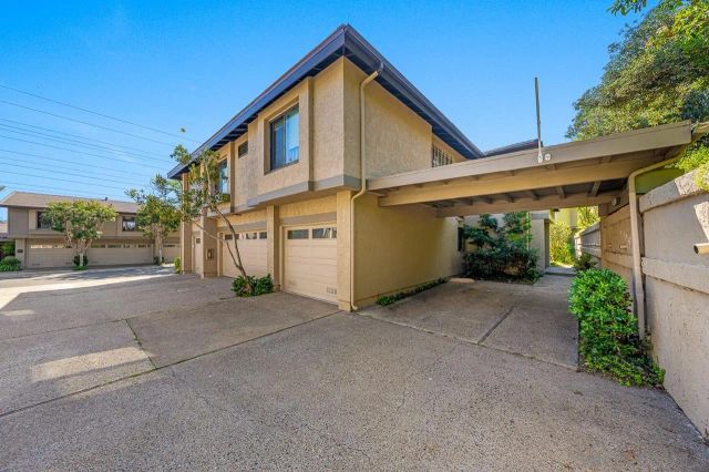 6016 Gaines Street, San Diego, CA 92110